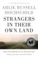 Audiobook Strangers in Their own Land: Anger and Mourning on the American Right author Arlie Russell Hochschild